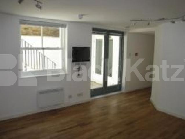 			NEW REFURBISHMENT, Studio Apartment, 1 bath, 1 reception Flat			 St.Quintin Ave, LADBROKE GROVE W10